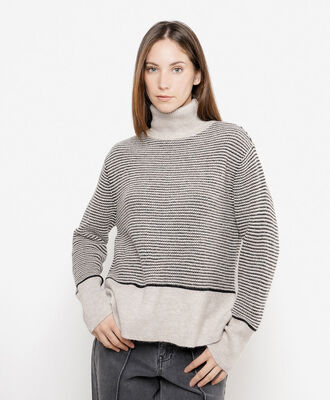 Sweater mujer l&iacute;neas cuello alto