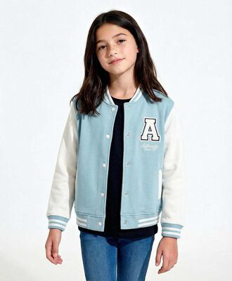 Chaqueta ni&ntilde;a estilo universitario